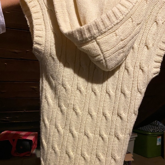 Abercrombie sweater vest with hood in Cream color - Picture 7 of 7